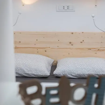 Apartment Cozy Overlooking Downtown Makarska