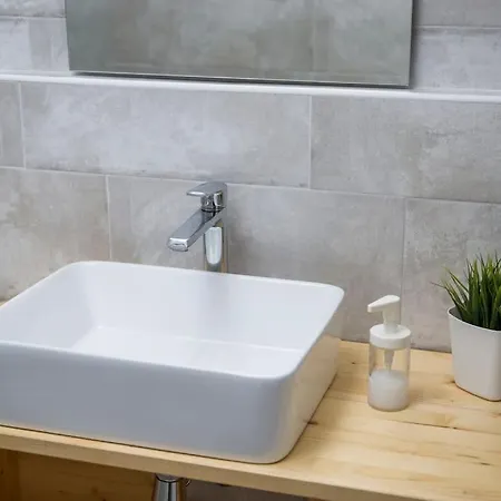 דירה Cozy Overlooking Downtown